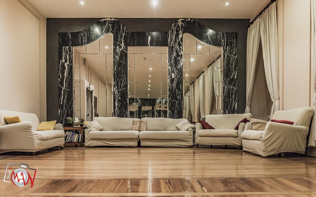 Hotel Moderno Lecco Kültér fotó