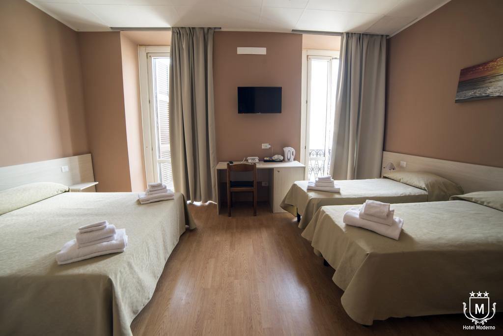 Hotel Moderno Lecco Kültér fotó