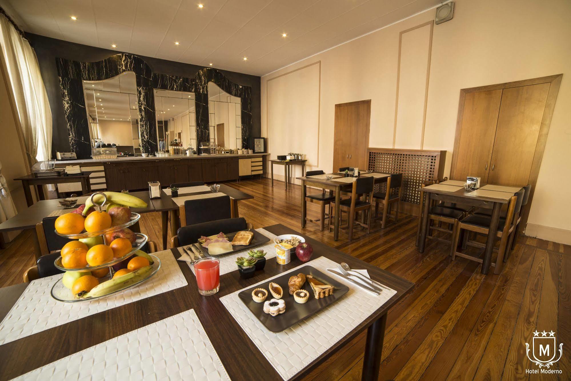Hotel Moderno Lecco Kültér fotó